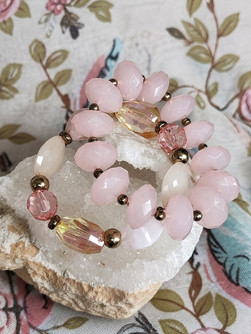 Small Vintage Pink Acrylic Aurora Borealis Lucite Stretch Pair Of 2 Bracelets